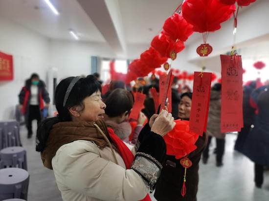 花好月圆人长久 情意浓浓闹元宵——发展养老开展庆祝元宵系列活动